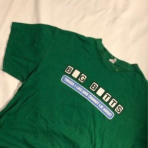 B*G B*TTS vintage green Tee